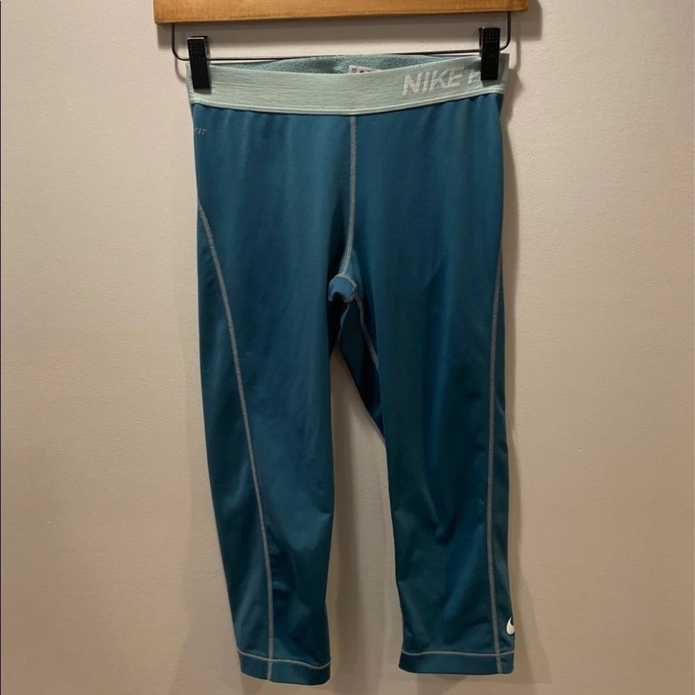 Nike pro leggings